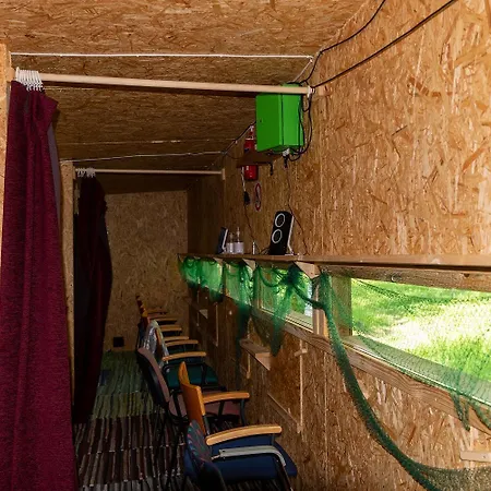 Kamp alanı Bear Watching Hide Of Alutaguse *