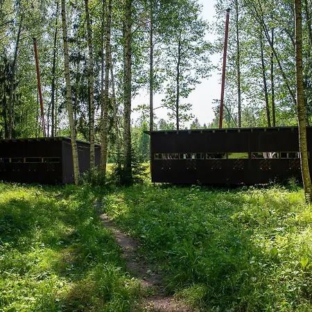 Bear Watching Hide Of Alutaguse Kamp alanı